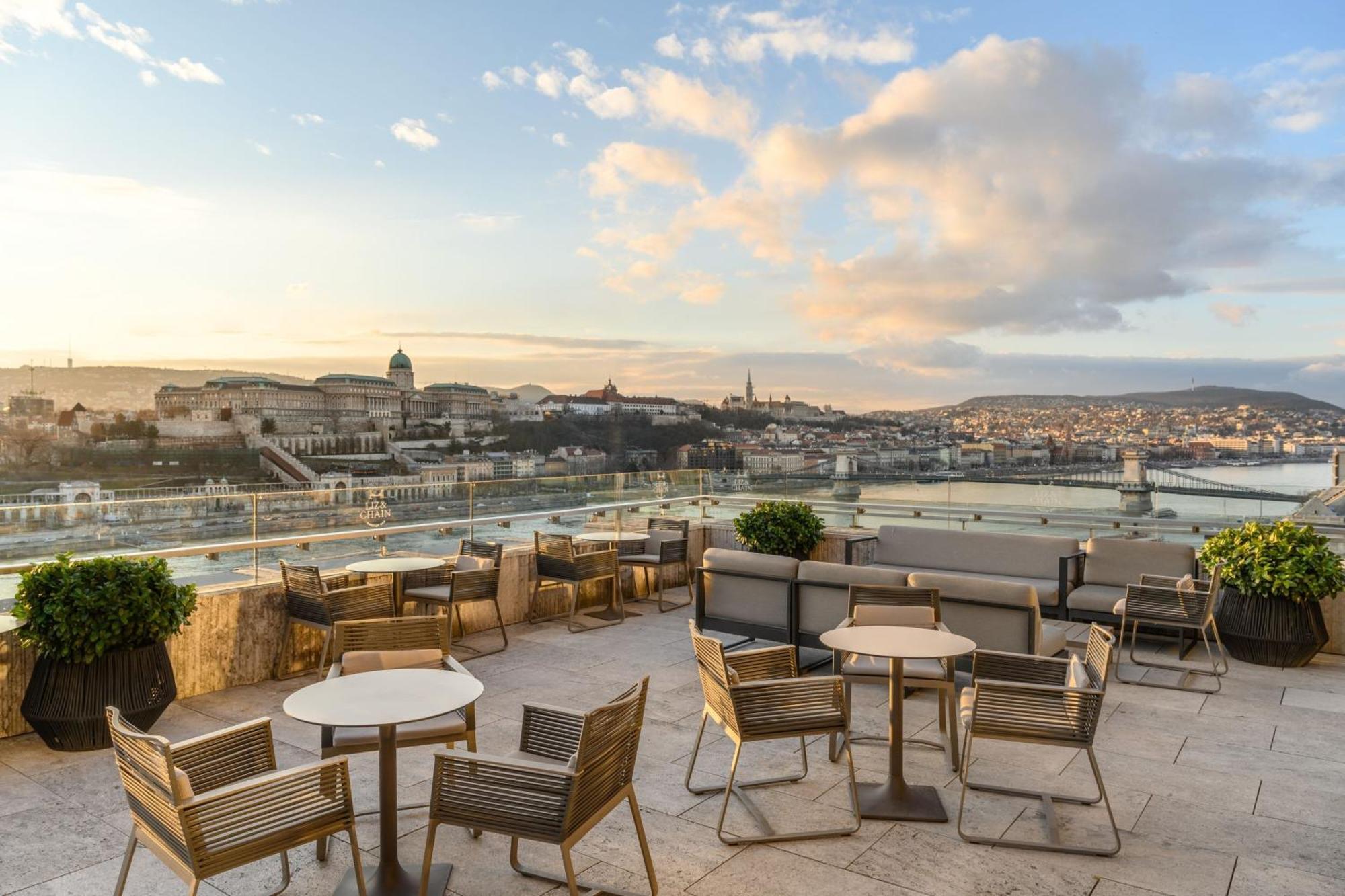 Budapest Marriott Hotel Exterior foto