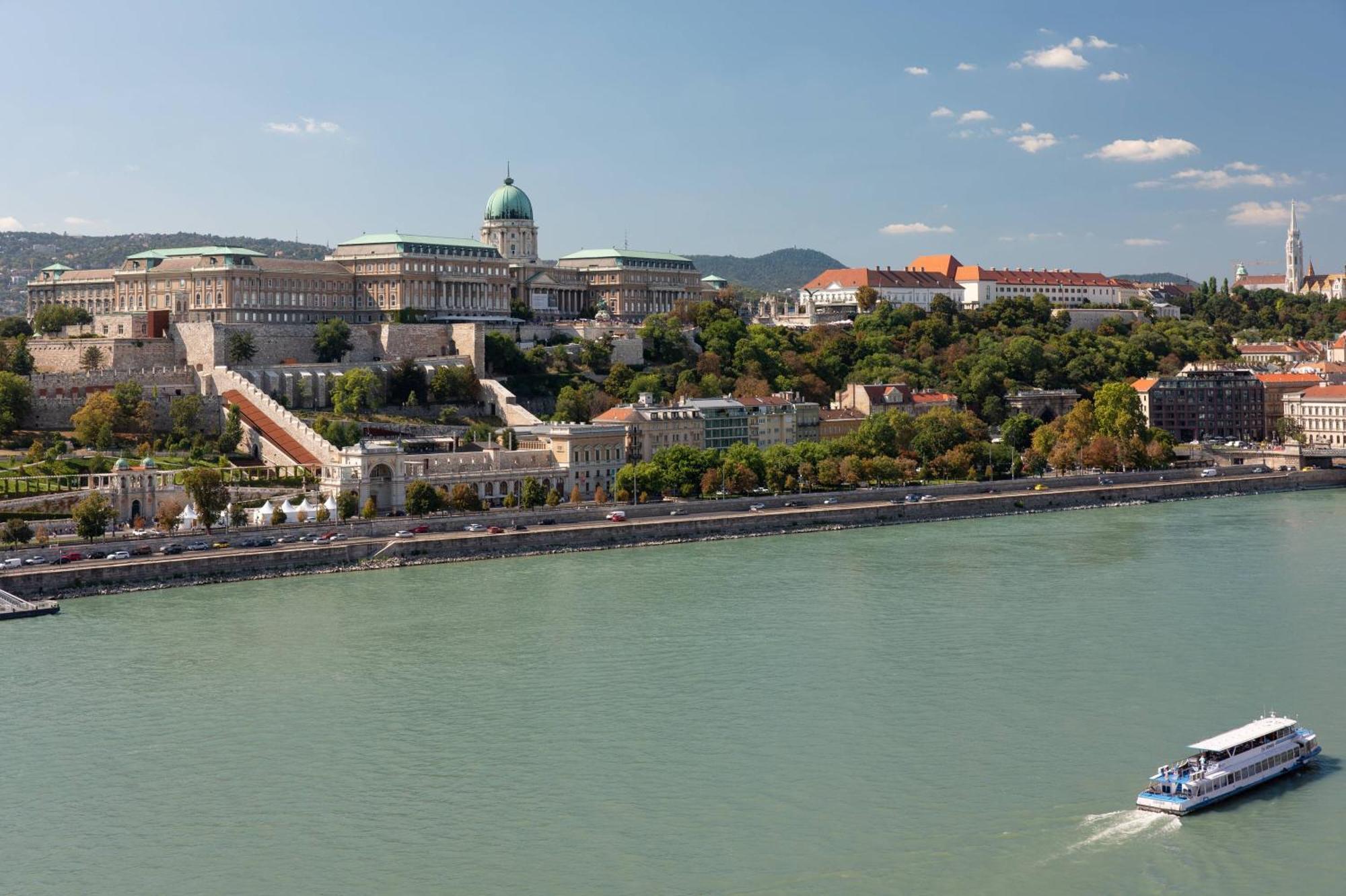 Budapest Marriott Hotel Exterior foto