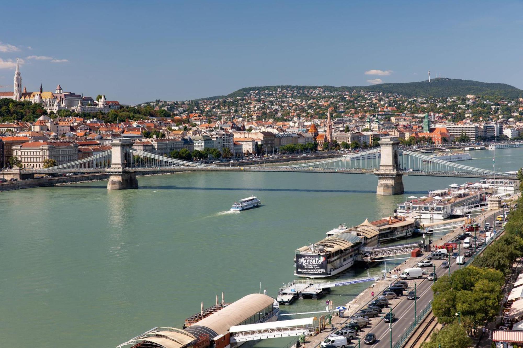 Budapest Marriott Hotel Exterior foto