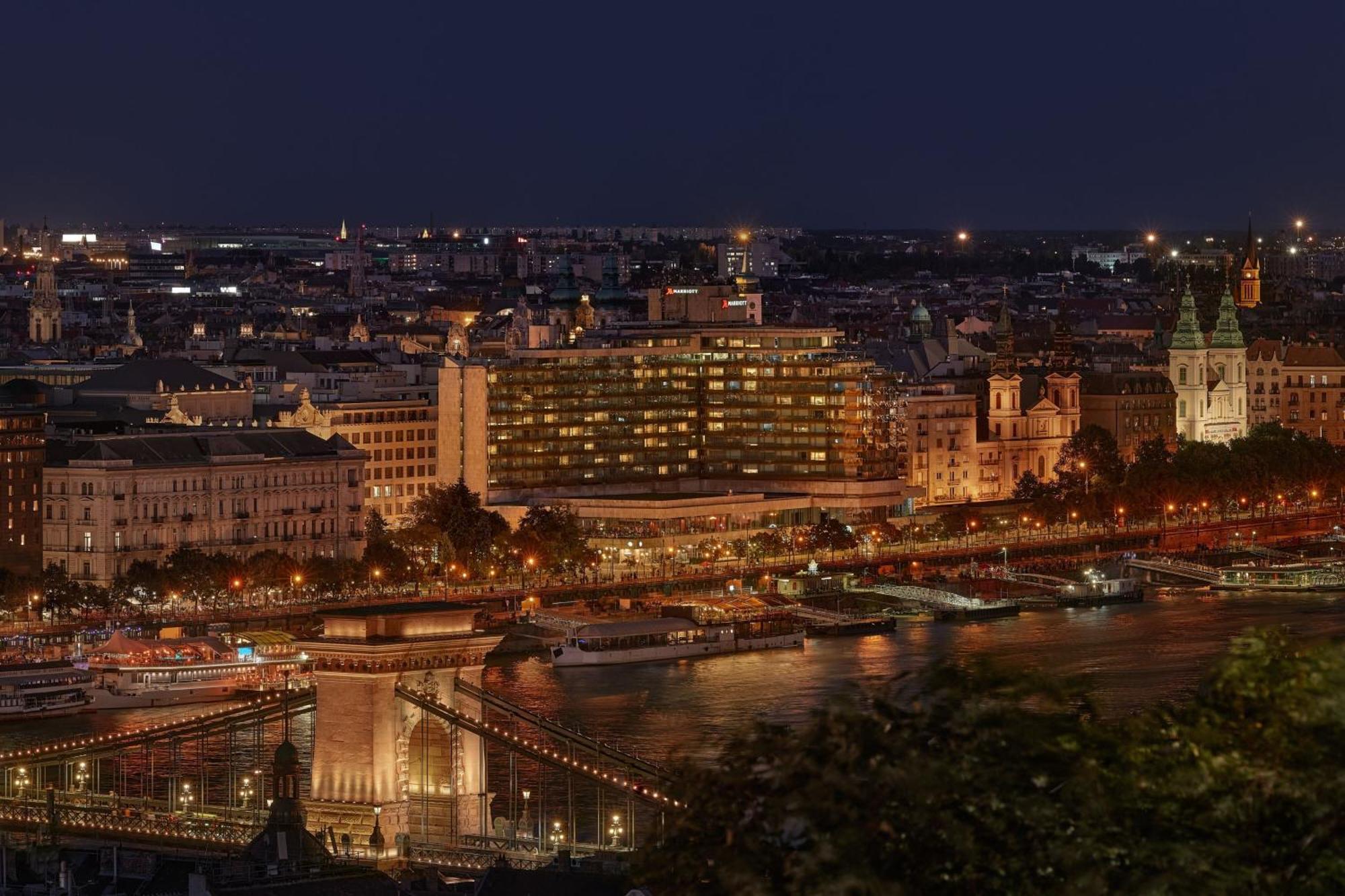 Budapest Marriott Hotel Exterior foto