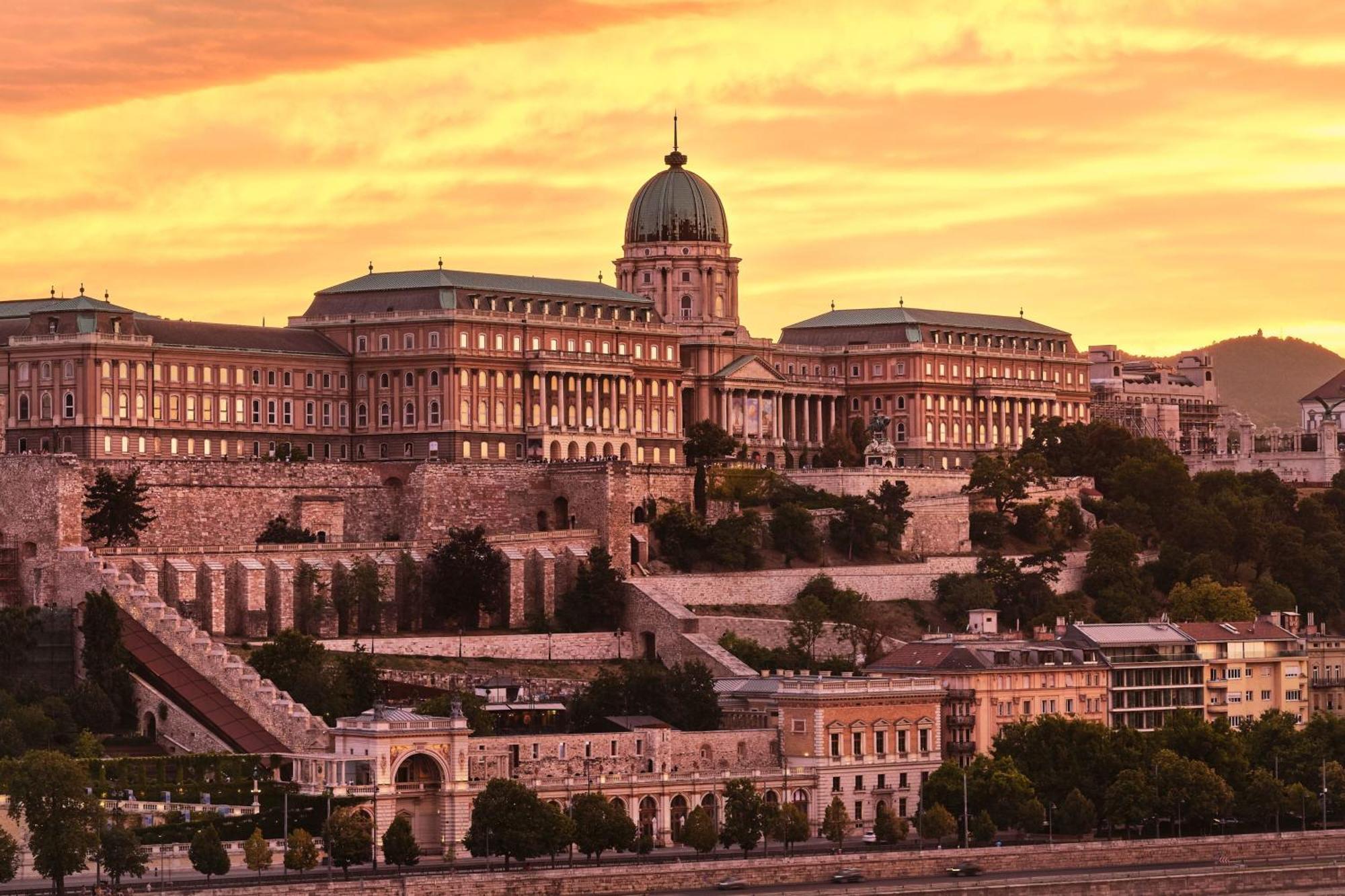 Budapest Marriott Hotel Exterior foto